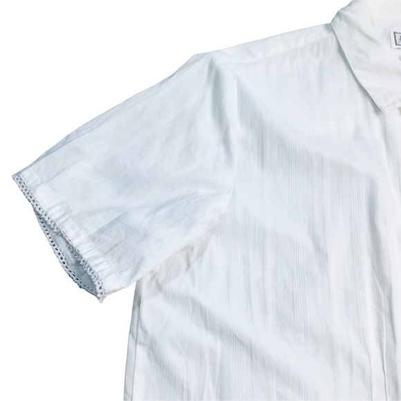 JENNIFER MOORE - Short Sleeve Button Down Shirt with Accent Trim - XL - Picture 3 of 12